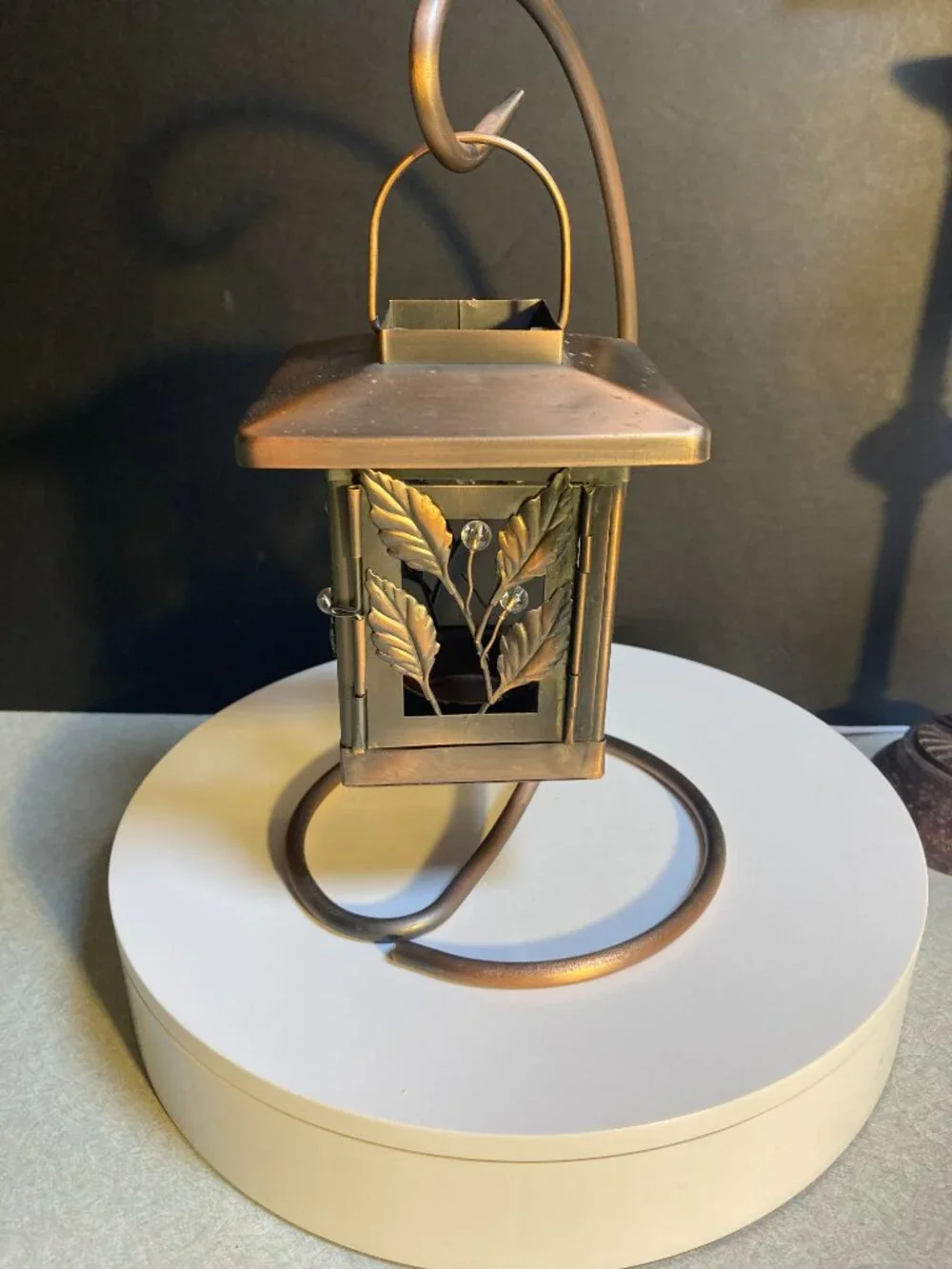 Decorative Metal Lantern Tea Light Candle Holder with Stand | Leaf & Glass